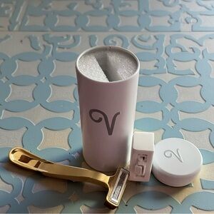 V Razor Set in Gold - Unisex